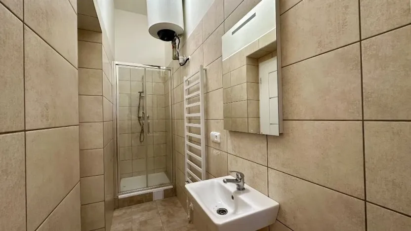 Pronájem bytu 2+kk, Cheb, Židovská, 44 m2