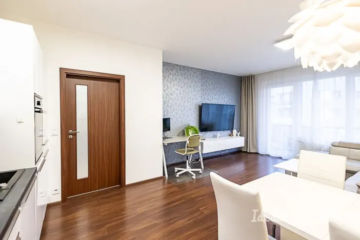 Pronájem bytu 2+kk, Praha - Hloubětín, Granitova, 53 m2