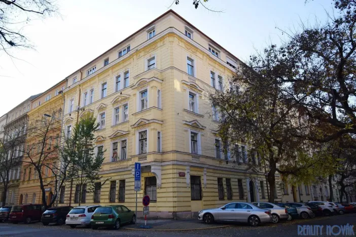 Pronájem bytu 2+1, Praha - Vinohrady, Lužická, 70 m2
