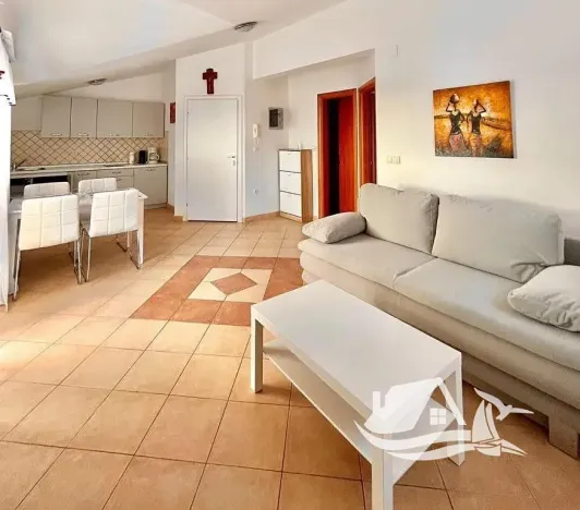 Prodej vícegeneračního domu, Medulin, Chorvatsko, Pošesi, 150 m2