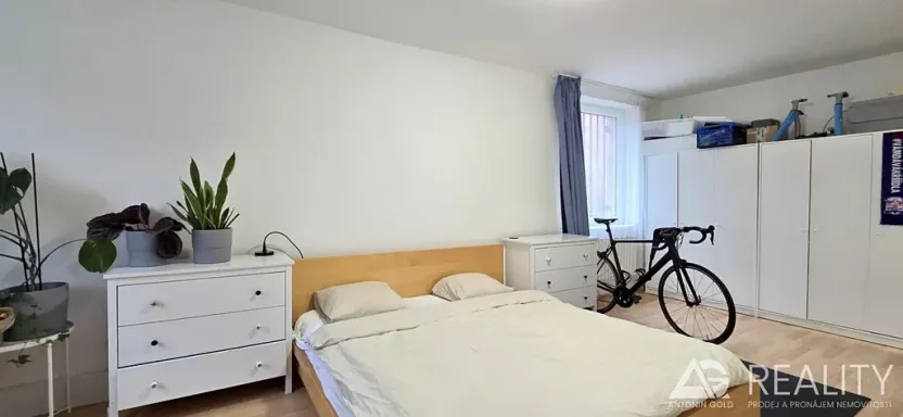 Prodej bytu 2+1, Praha - Dejvice, Krohova, 70 m2