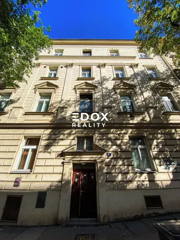 Prodej bytu 2+kk, Praha - Smíchov, U Santošky, 39 m2