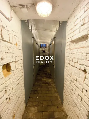 Prodej bytu 2+kk, Praha - Smíchov, U Santošky, 39 m2