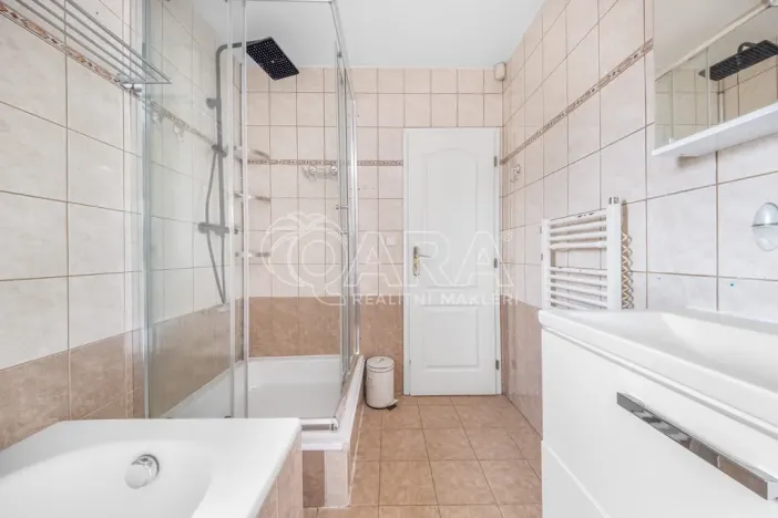 Pronájem bytu 3+kk, Dobřichovice, Raisova, 72 m2