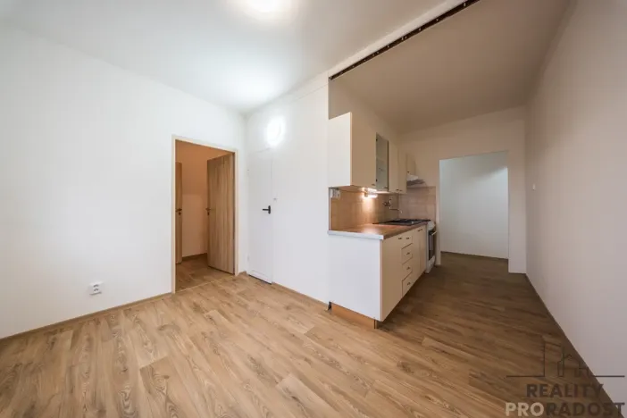 Prodej bytu 3+1, Veselí nad Moravou, Hutník, 74 m2