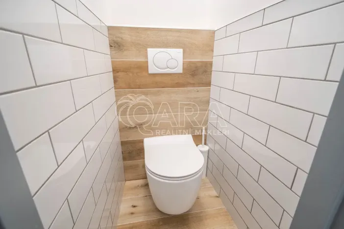 Pronájem bytu 3+kk, Praha - Prosek, Litvínovská, 67 m2