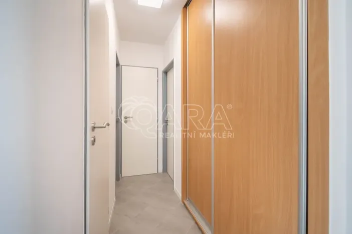 Pronájem bytu 3+kk, Praha - Prosek, Litvínovská, 67 m2