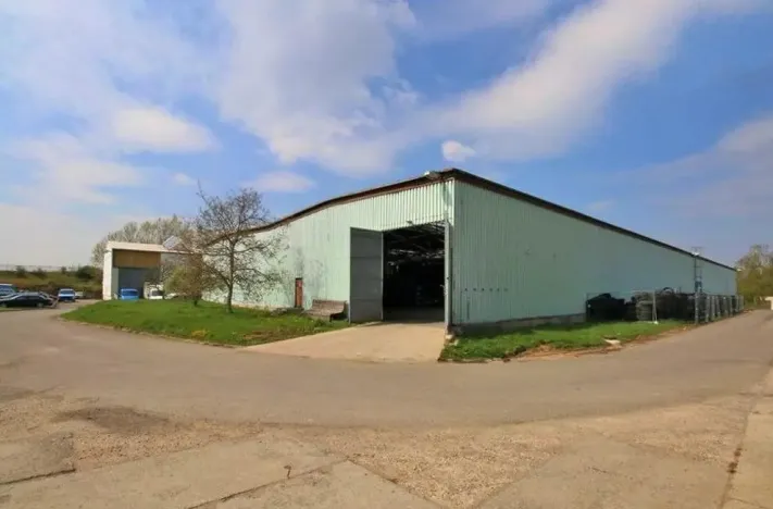 Pronájem skladu, Úvaly, 896 m2