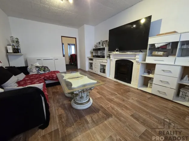 Prodej bytu 3+1, Čáslav, R. Těsnohlídka, 75 m2