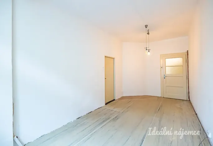 Pronájem bytu 3+1, Praha - Žižkov, Žerotínova, 72 m2