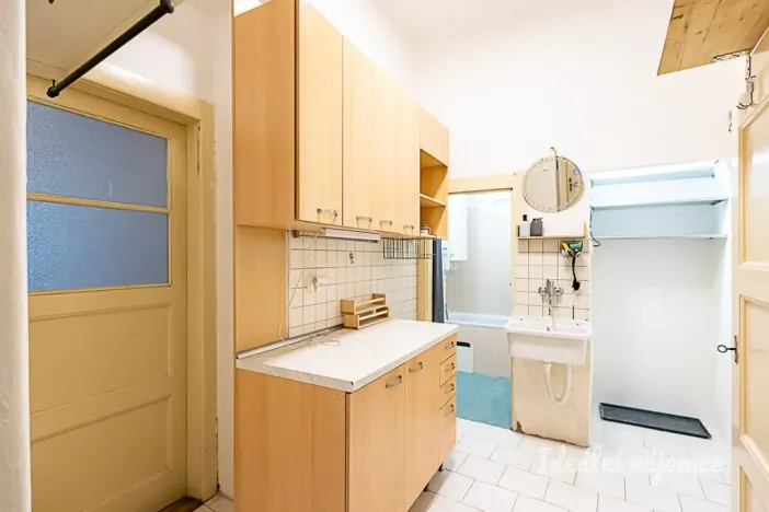 Pronájem bytu 3+1, Praha - Žižkov, Žerotínova, 72 m2