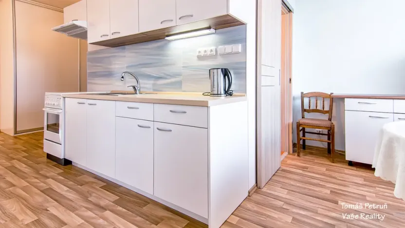 Pronájem bytu 2+1, Hradec Králové - Moravské Předměstí, Štefánikova, 67 m2