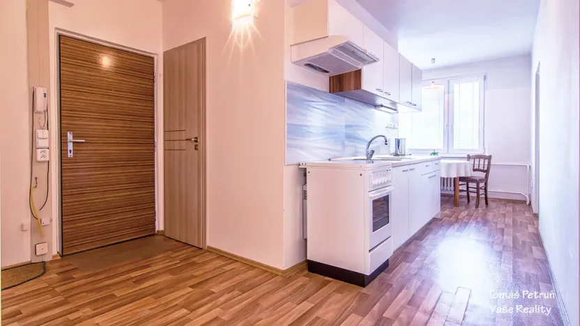 Pronájem bytu 2+1, Hradec Králové - Moravské Předměstí, Štefánikova, 67 m2