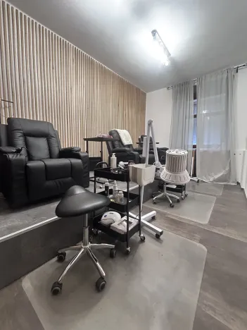 Pronájem obchodního prostoru, Praha - Střešovice, Nad Panenskou, 118 m2