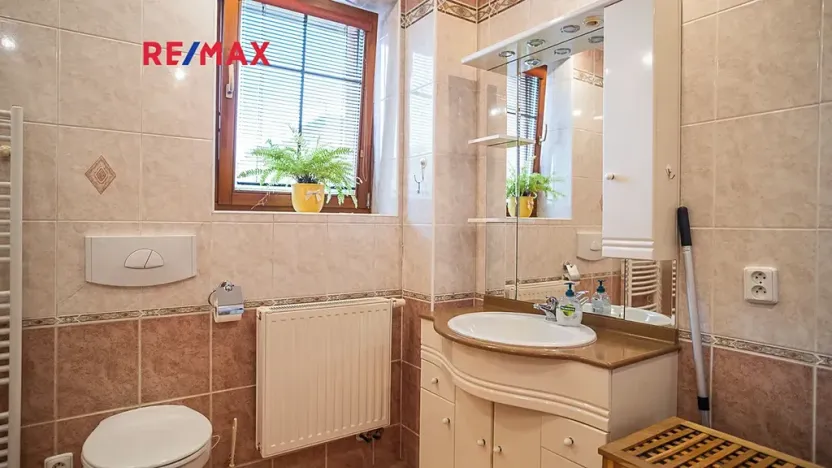 Prodej rodinného domu, Cvikov, Komenského, 298 m2