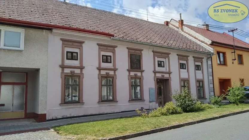 Prodej rodinného domu, Kostelec u Holešova, 200 m2