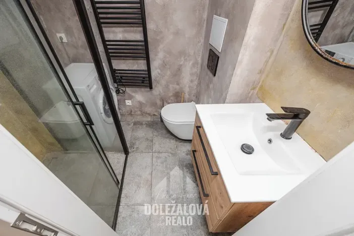 Pronájem bytu 1+kk, Jihlava, Kosmákova, 36 m2