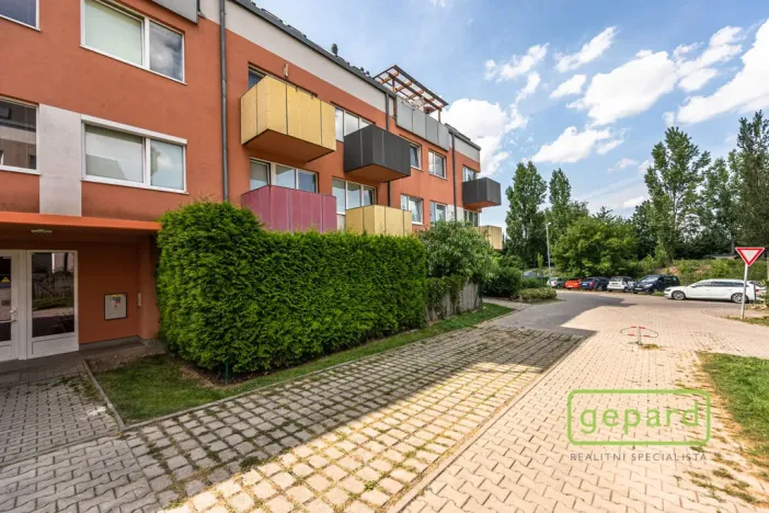 Pronájem bytu 1+1, Praha, Herlíkovická, 43 m2