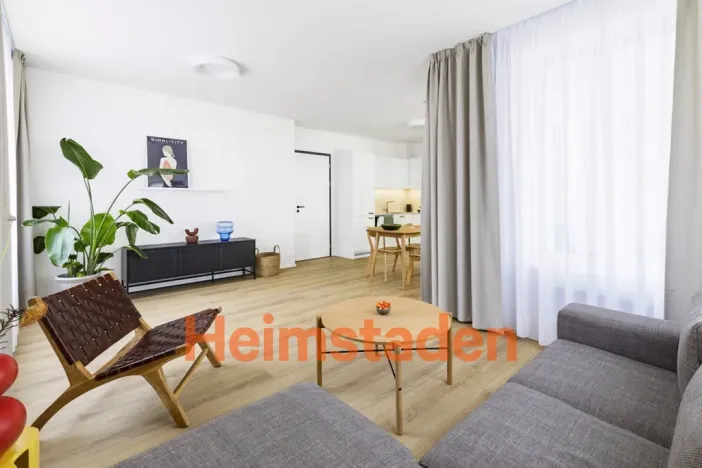 Pronájem bytu 3+kk, Praha - Holešovice, U Pergamenky, 82 m2