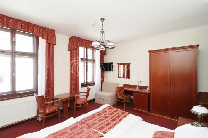 Pronájem bytu 1+kk, Praha - Vinohrady, Balbínova, 24 m2