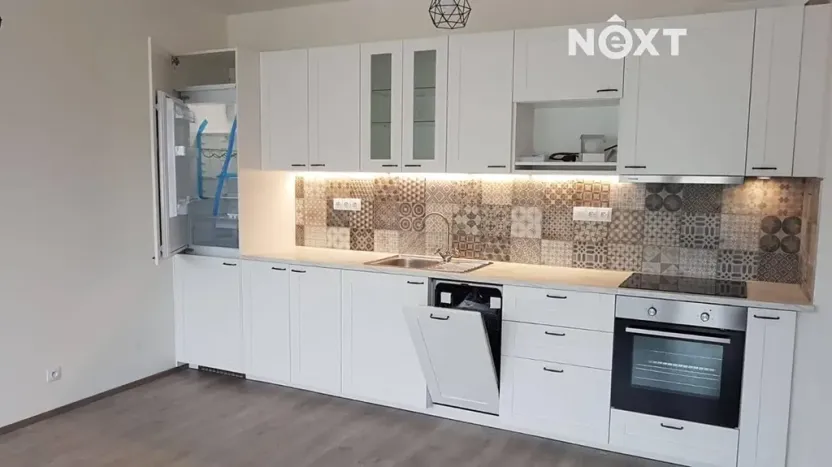 Pronájem bytu 2+kk, Horoměřice, T. G. Masaryka, 55 m2