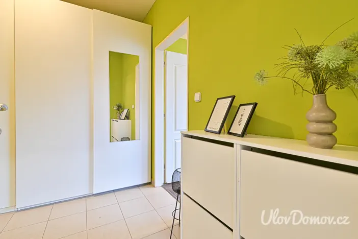 Prodej bytu 1+kk, Praha - Záběhlice, Mikanova, 33 m2