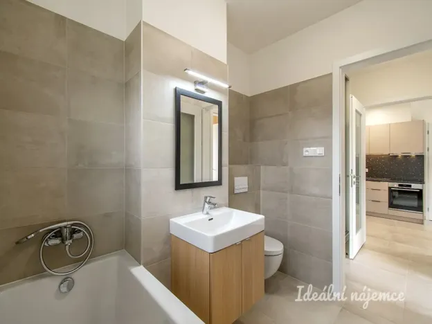 Pronájem bytu 2+kk, Praha - Čimice, Hrašeho, 53 m2