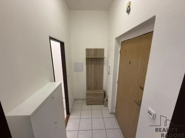 Prodej bytu 1+kk, Břeclav, Na Valtické, 30 m2