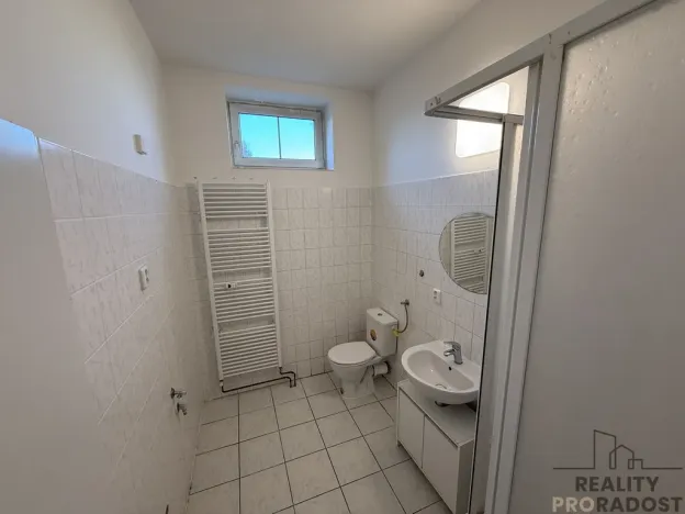 Prodej bytu 1+kk, Břeclav, Na Valtické, 30 m2