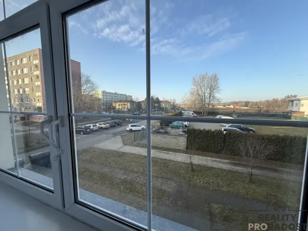 Prodej bytu 1+kk, Břeclav, Na Valtické, 30 m2