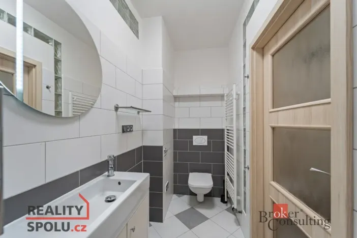 Pronájem bytu 2+kk, Opatovice nad Labem, Smetanova, 51 m2