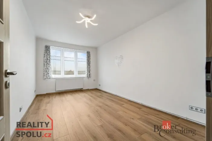 Pronájem bytu 2+kk, Opatovice nad Labem, Smetanova, 51 m2