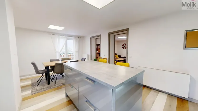 Prodej bytu 5+1, Meziboří, Okružní, 120 m2