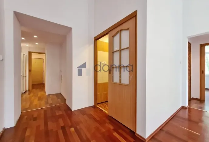 Pronájem bytu 3+kk, Praha, Hartigova, 53 m2