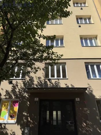 Pronájem bytu 2+1, Brno, Čápkova, 72 m2