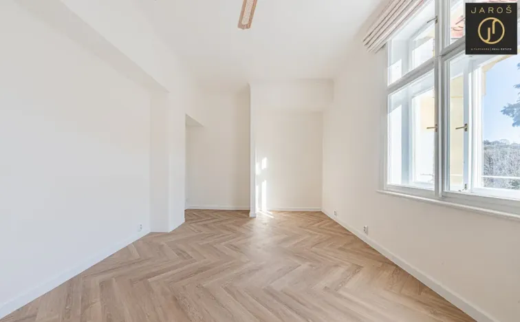 Prodej bytu 4+kk, Praha - Dejvice, V Šáreckém údolí, 121 m2