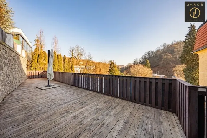 Prodej bytu 4+kk, Praha - Dejvice, V Šáreckém údolí, 175 m2