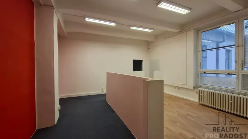 Pronájem obchodního prostoru, Brno, Lidická, 150 m2