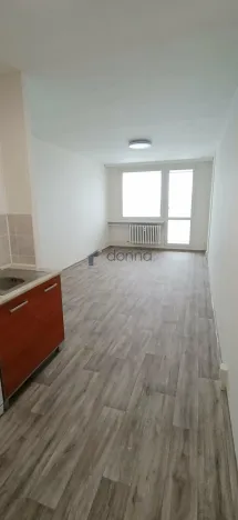 Pronájem bytu 2+kk, Praha, Kozmíkova, 52 m2