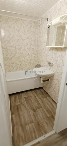 Pronájem bytu 2+kk, Praha, Kozmíkova, 52 m2