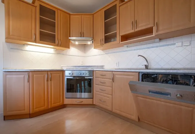 Pronájem bytu 3+1, České Budějovice, Dobrovodská, 66 m2