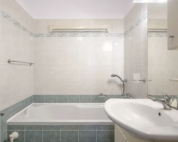 Pronájem bytu 3+1, České Budějovice, Dobrovodská, 66 m2