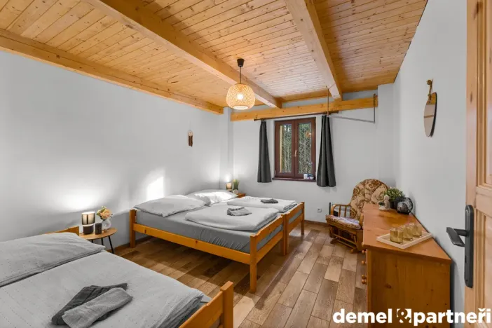 Prodej apartmánu, Mikulovice, Na Bukovci, 205 m2