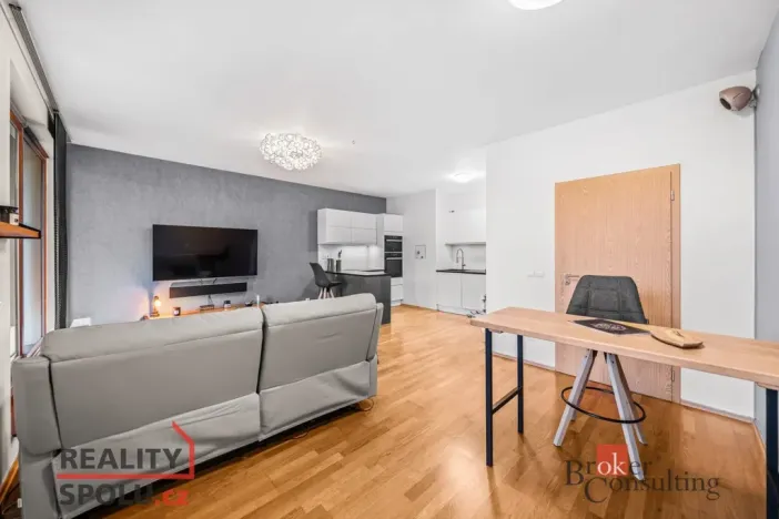 Prodej bytu 3+kk, Praha - Holešovice, Varhulíkové, 78 m2