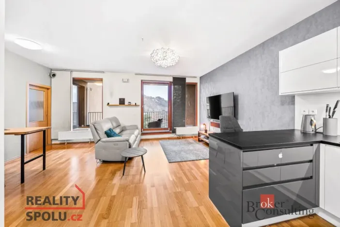 Prodej bytu 3+kk, Praha - Holešovice, Varhulíkové, 78 m2