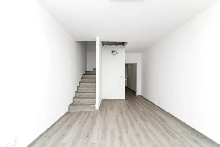 Prodej bytu 3+1, Ostrava, náměstí Antonie Bejdové, 73 m2