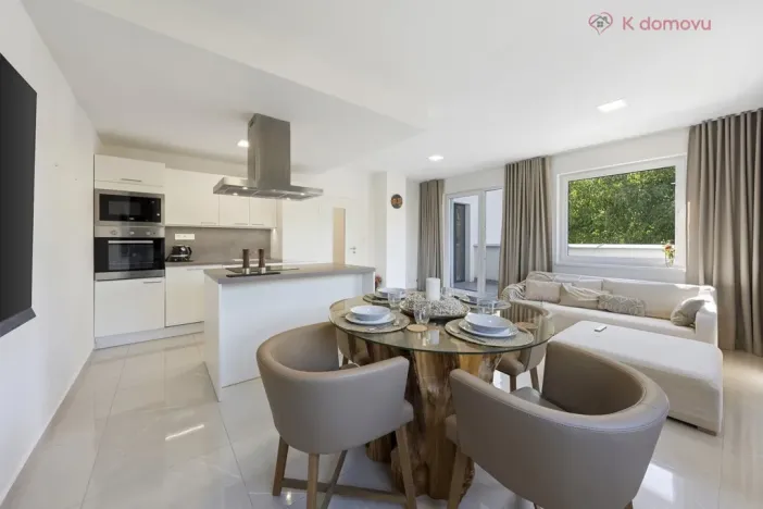 Prodej bytu 3+kk, Praha - Zbraslav, Na Baních, 78 m2