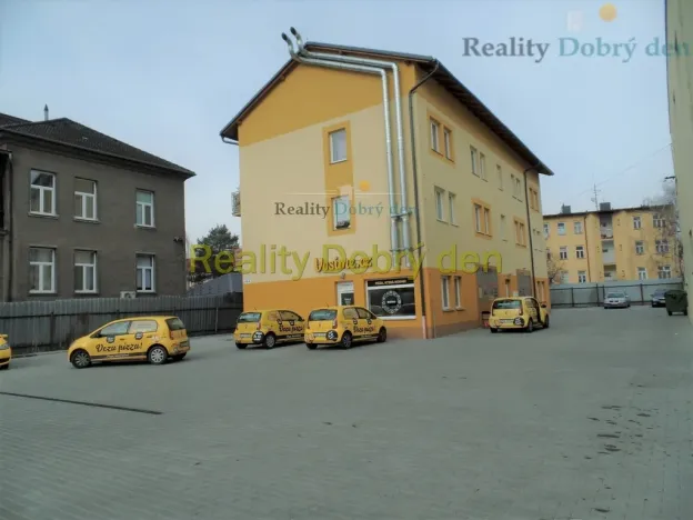 Pronájem bytu 2+1, Opava, Nákladní, 44 m2