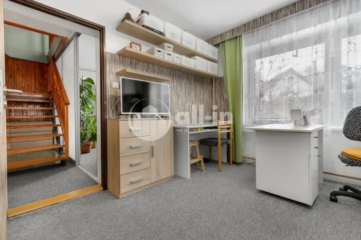 Prodej rodinného domu, Kozlany, 191 m2