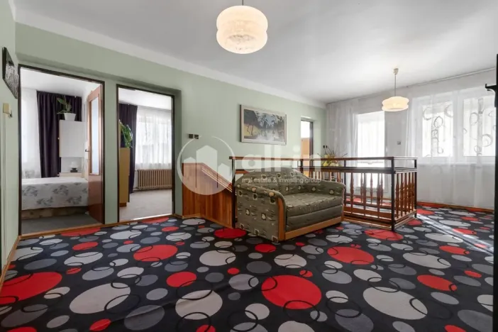 Prodej rodinného domu, Kozlany, 191 m2